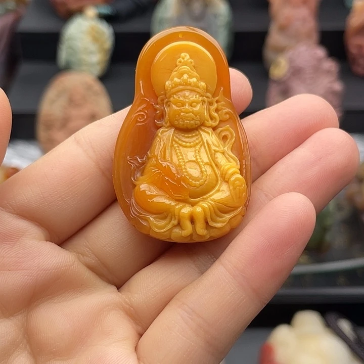 石英质玉未镶嵌吊坠