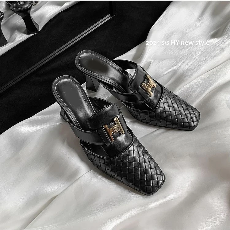 2025新款真皮包头半拖鞋女夏外穿时尚百搭粗跟高跟穆勒凉拖凉鞋