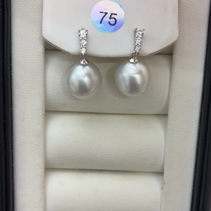 银S925镶嵌海水珍珠耳饰