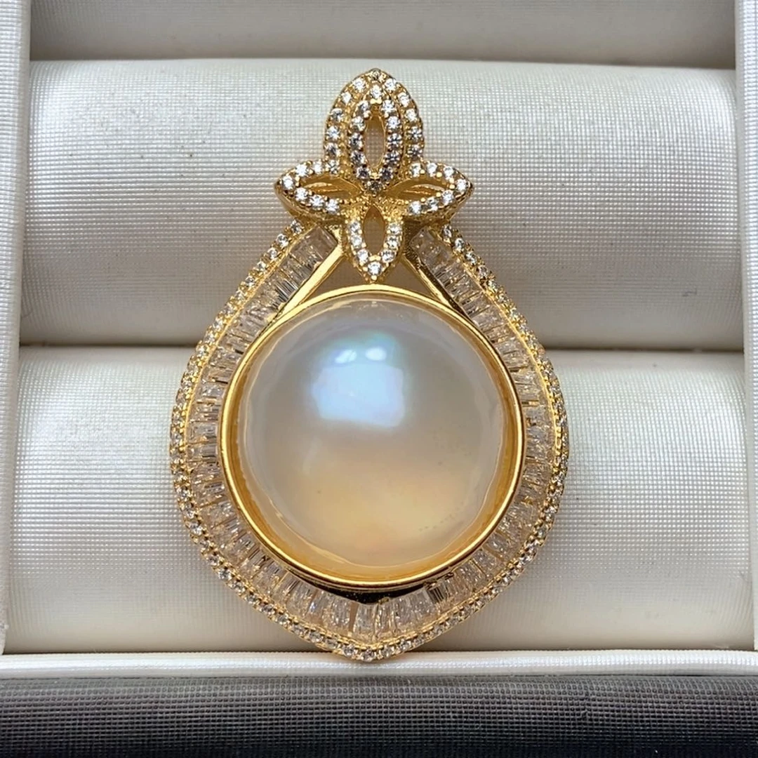 小***点拼合珍珠（马贝珠）颈饰银S925镶嵌