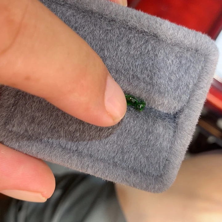 锦***张裸石透辉石未镶嵌裸石1粒