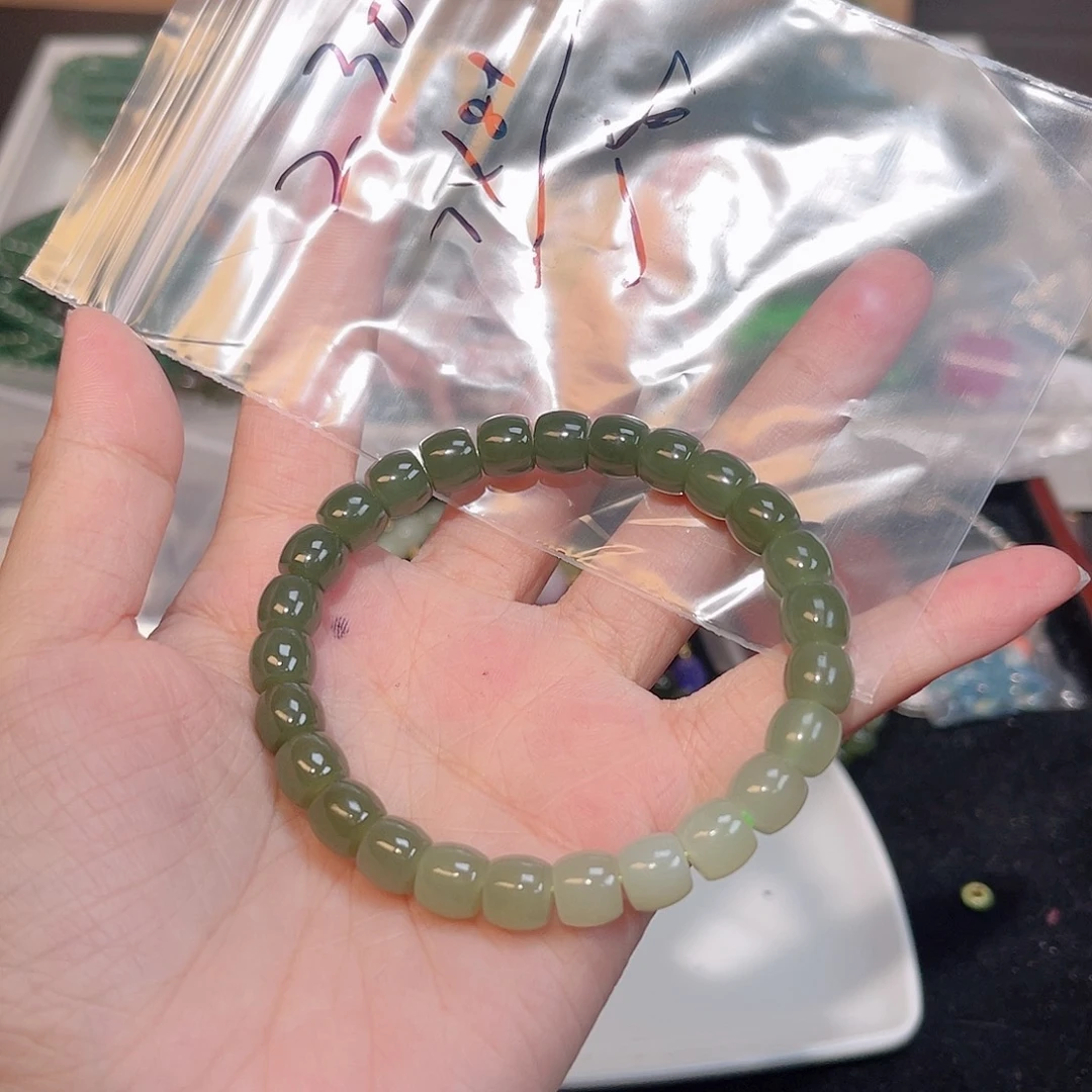 未镶嵌珠宝半成品水晶230 。