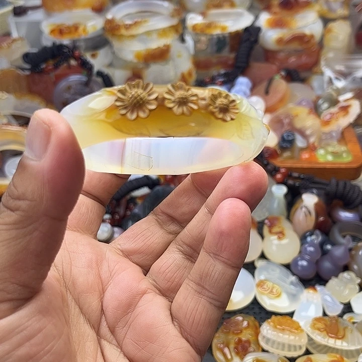 玛瑙/玉髓未镶嵌手镯