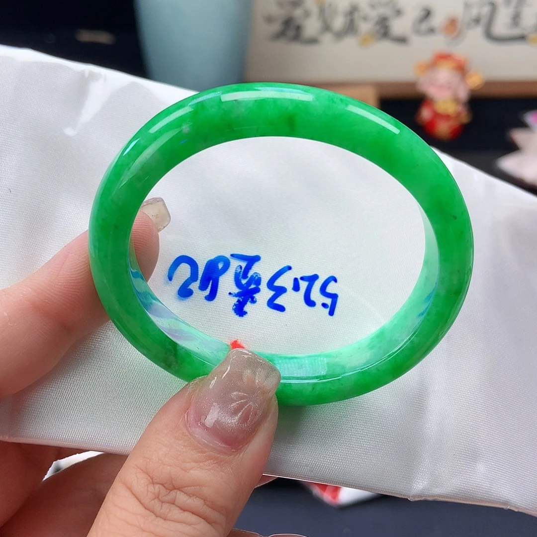 未镶嵌手镯翡翠121号贵妃