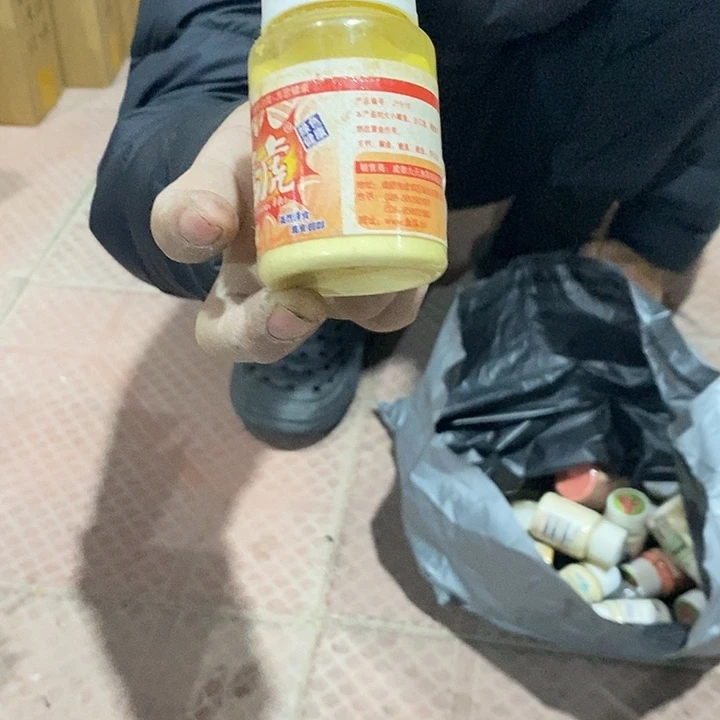 100号垂钓小配件一个过期