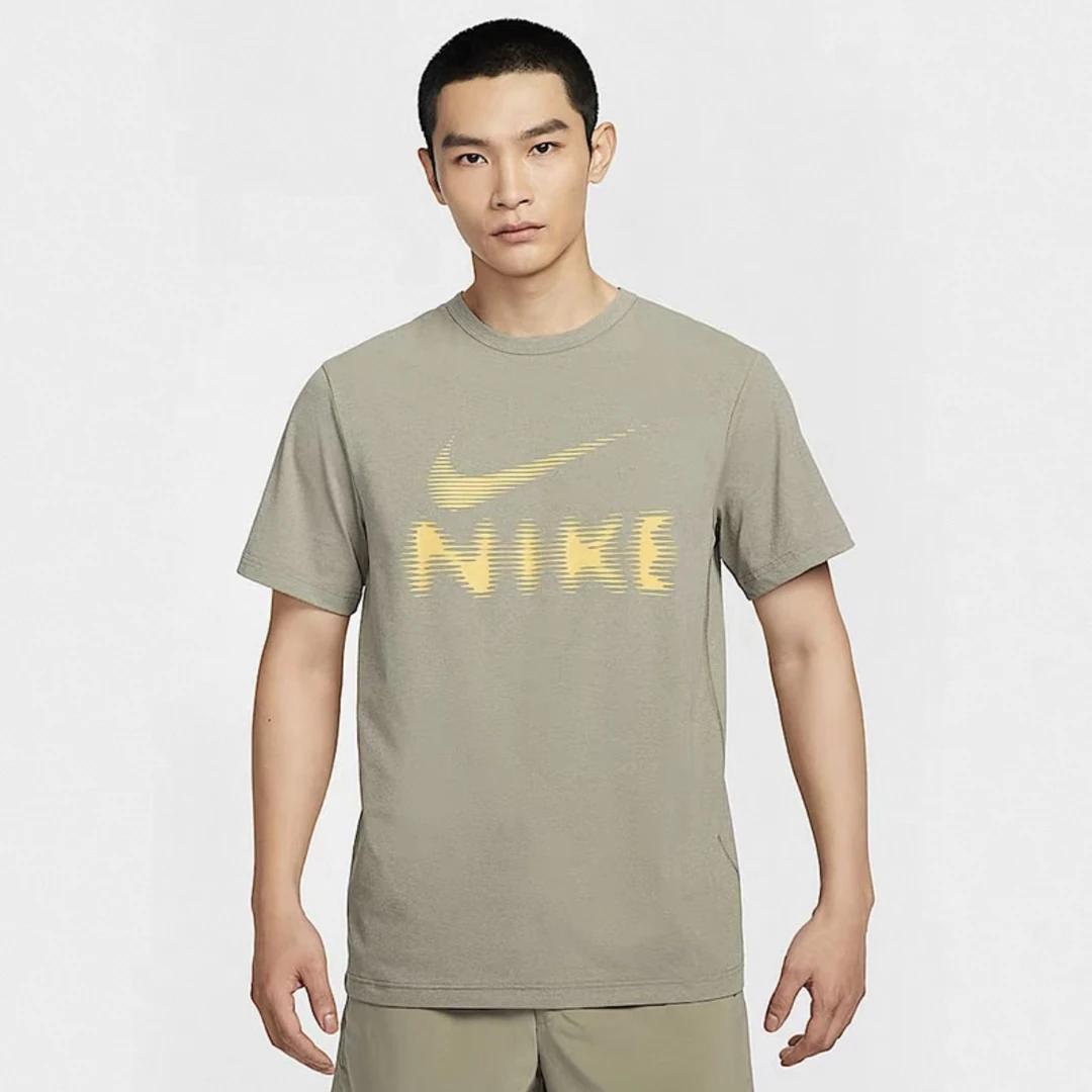 NIKE/耐克男女款运动休闲跑步训练速干短袖HQ7988320