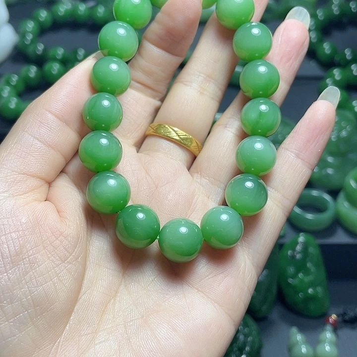 和田玉（碧玉）未镶嵌手链