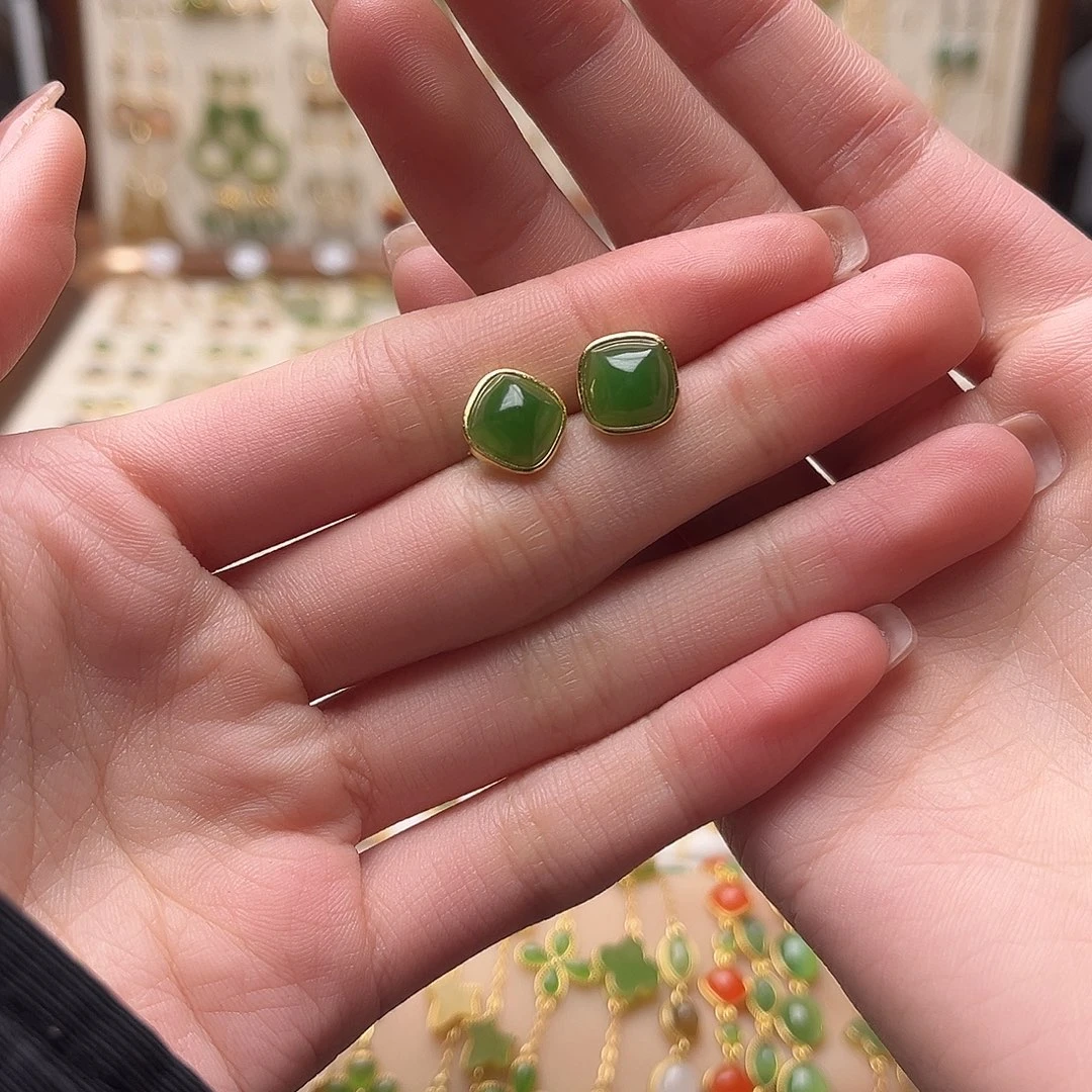 和田玉银S925镀金镶嵌耳饰