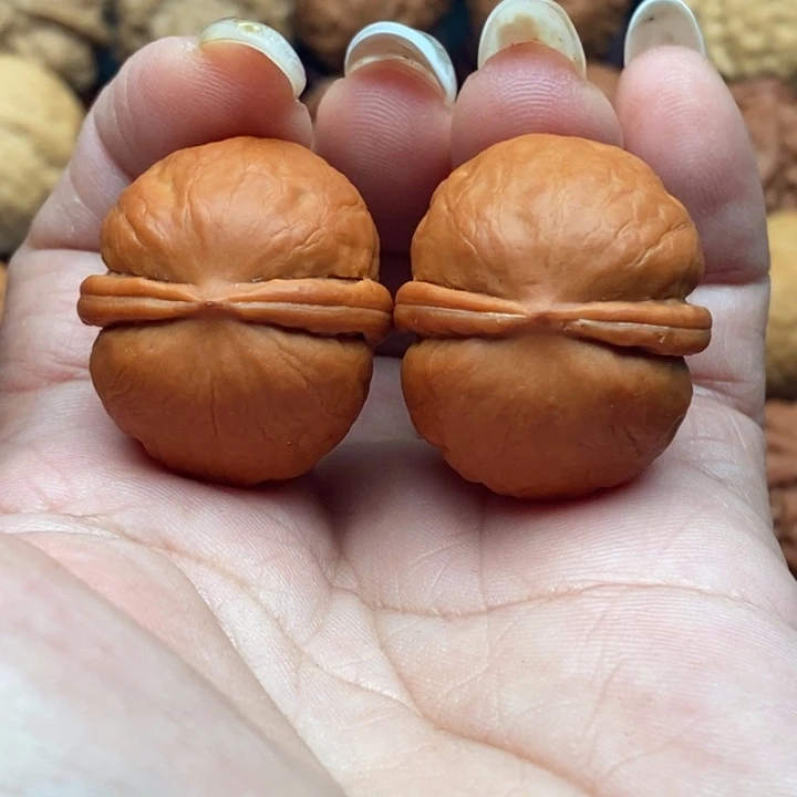 核桃精品文玩核桃手捻龙珠