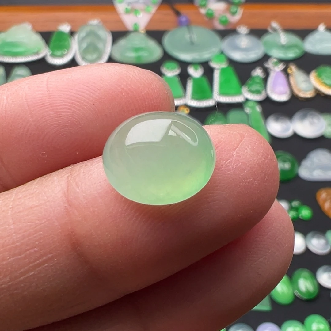 翡翠颈饰未镶嵌蛋11.2