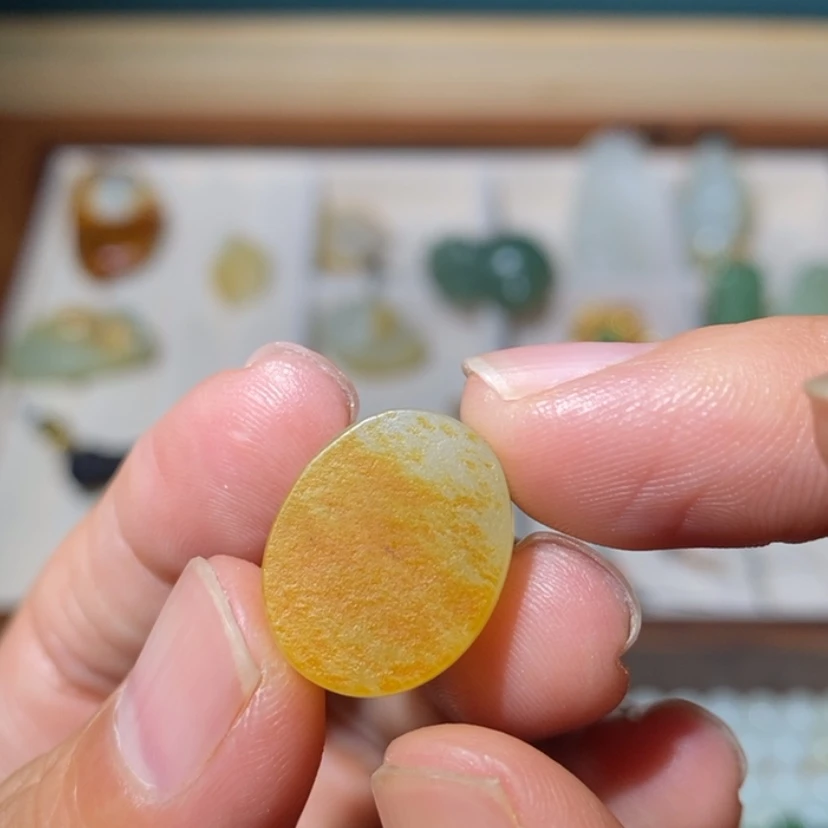 【闪购商品】颈饰未镶嵌和田玉