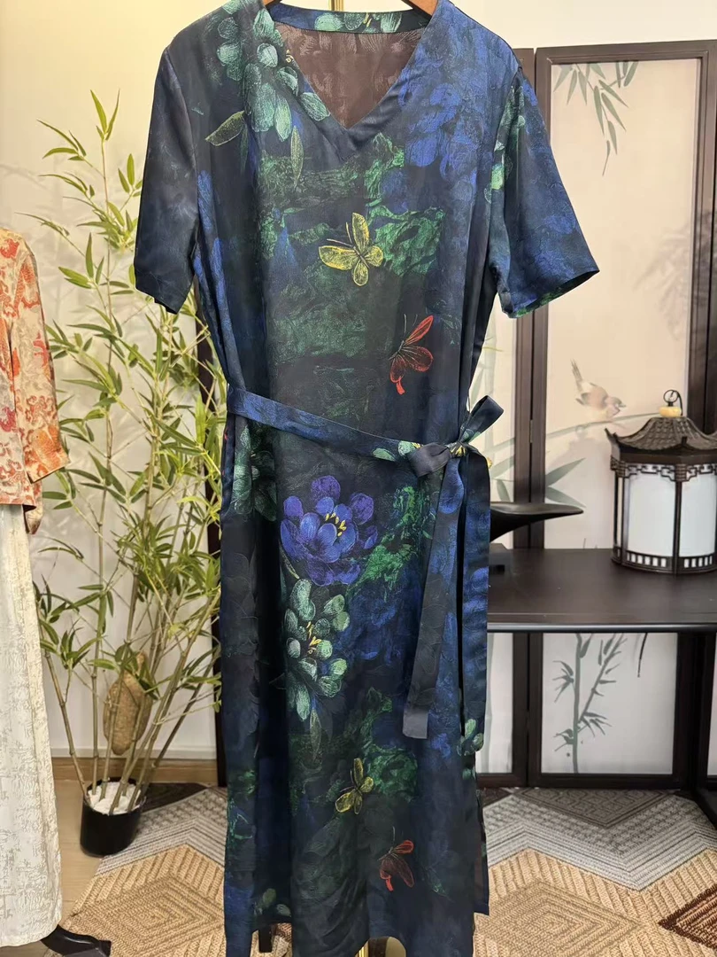 [99]蝶恋花 高货  2025高定气质显白遮肉时尚修身显瘦连衣裙
