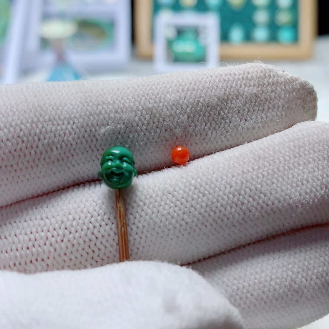 南红玛瑙未镶嵌珠宝奇石