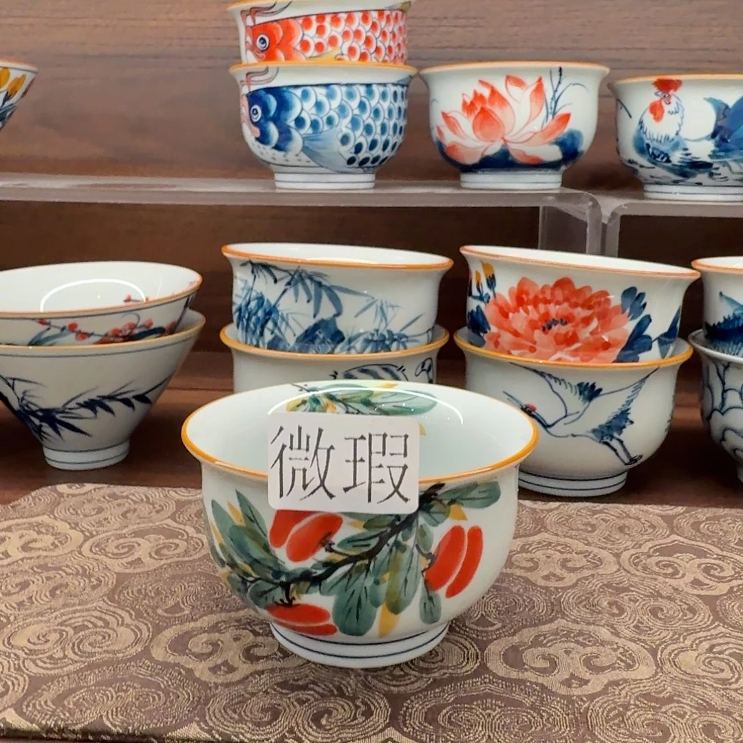 釉下手绘茶具微瑕