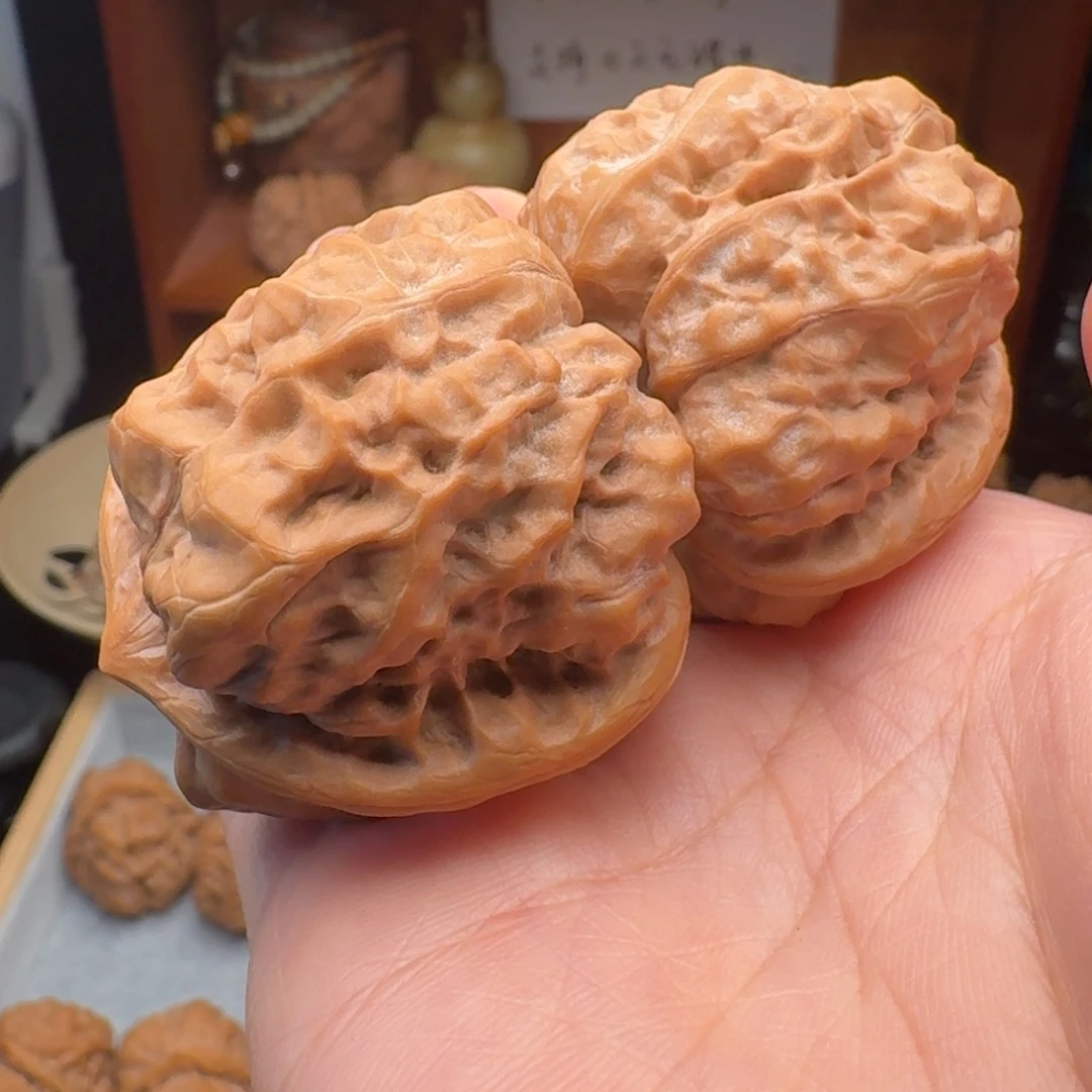 文玩核桃闪购蛤蟆40