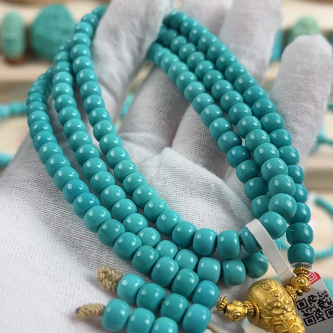 18K金镶嵌绿松石观音