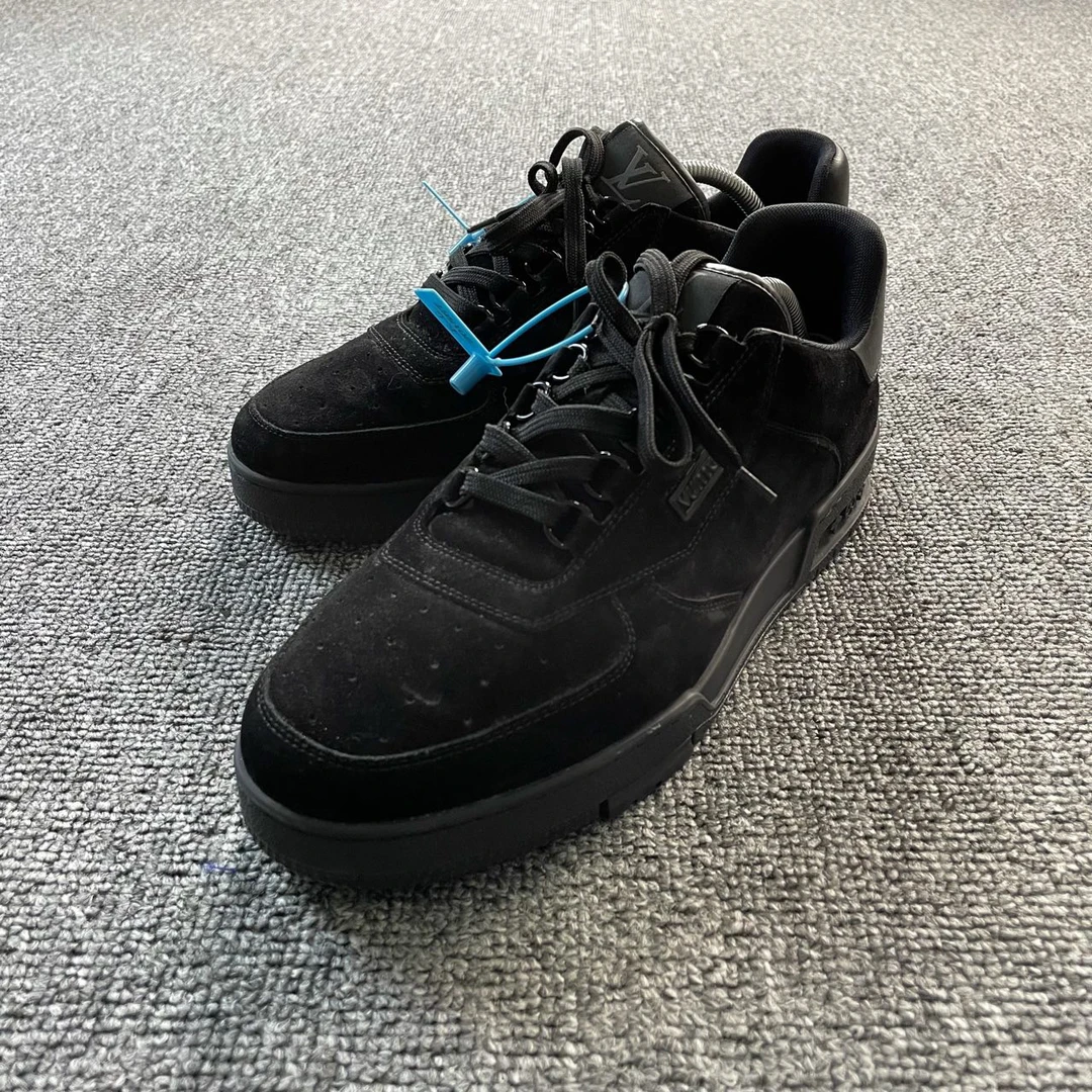 95新 LouisVuitton/路易威登 黑色麂皮板鞋 42.5码/95新/无配件