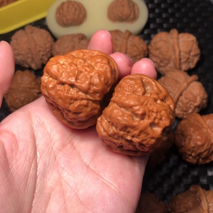 文玩核桃把件ঞ****蛤蟆