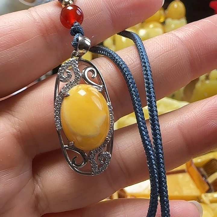 蜜蜡珠宝奇石未镶嵌