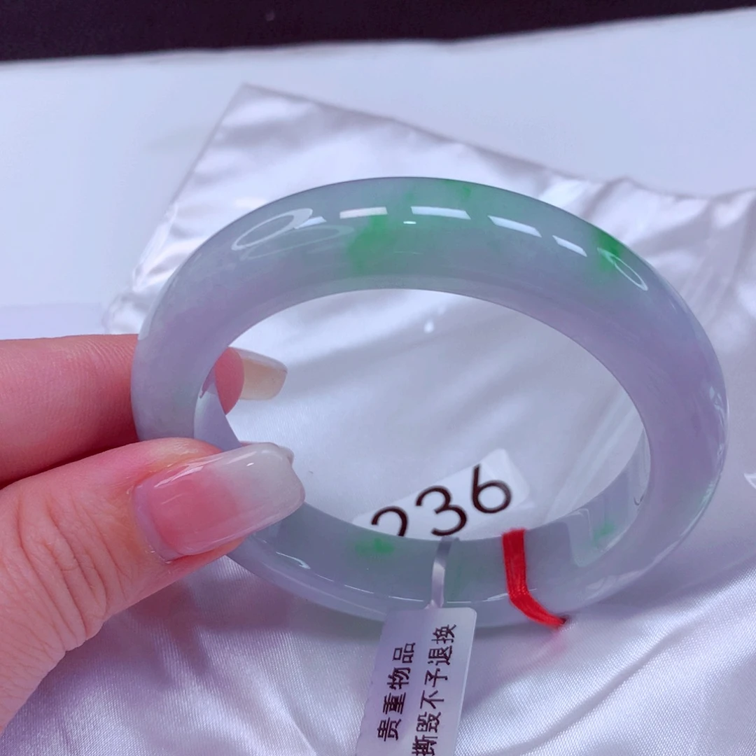 未镶嵌手镯翡翠手镯