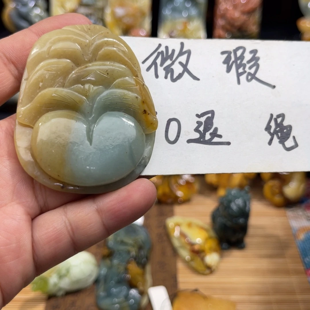 蛇纹石玉未镶嵌颈饰
