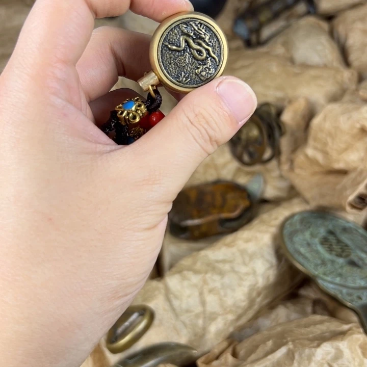 创意设计铜器摆件