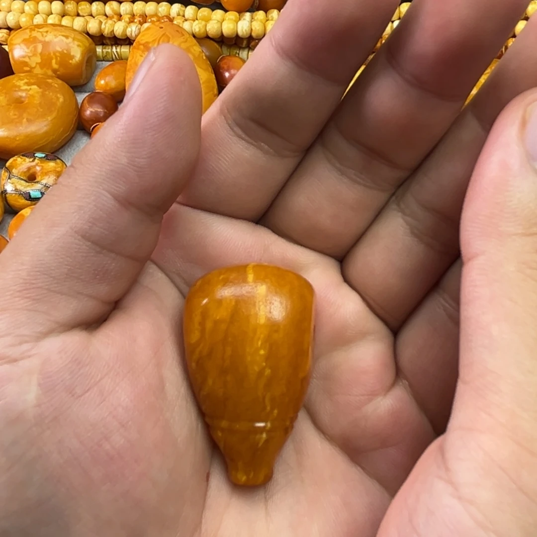 蜜蜡吊坠(不含链)未镶嵌
