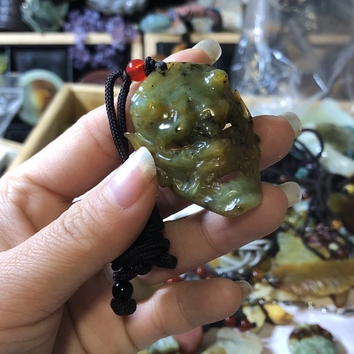 岫玉未镶嵌岫玉挂件