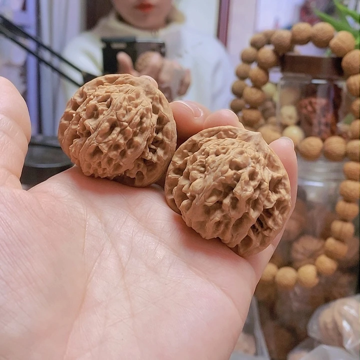 【闪购商品】文玩核桃把件43.5霞云岭