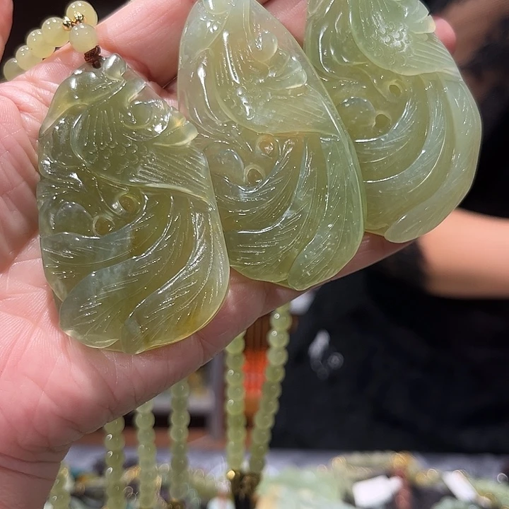 未镶嵌岫玉毛衣链