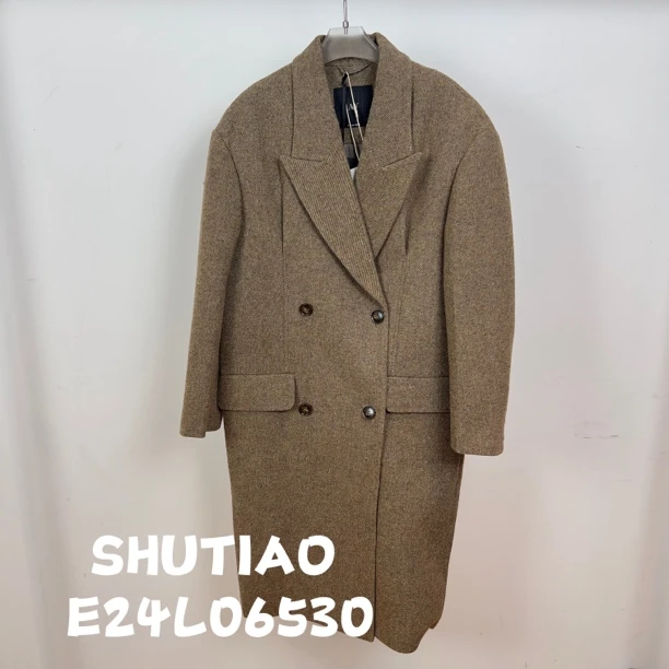 【SHUTIAO】2024秋冬：新款小众设计款外套E24L06530