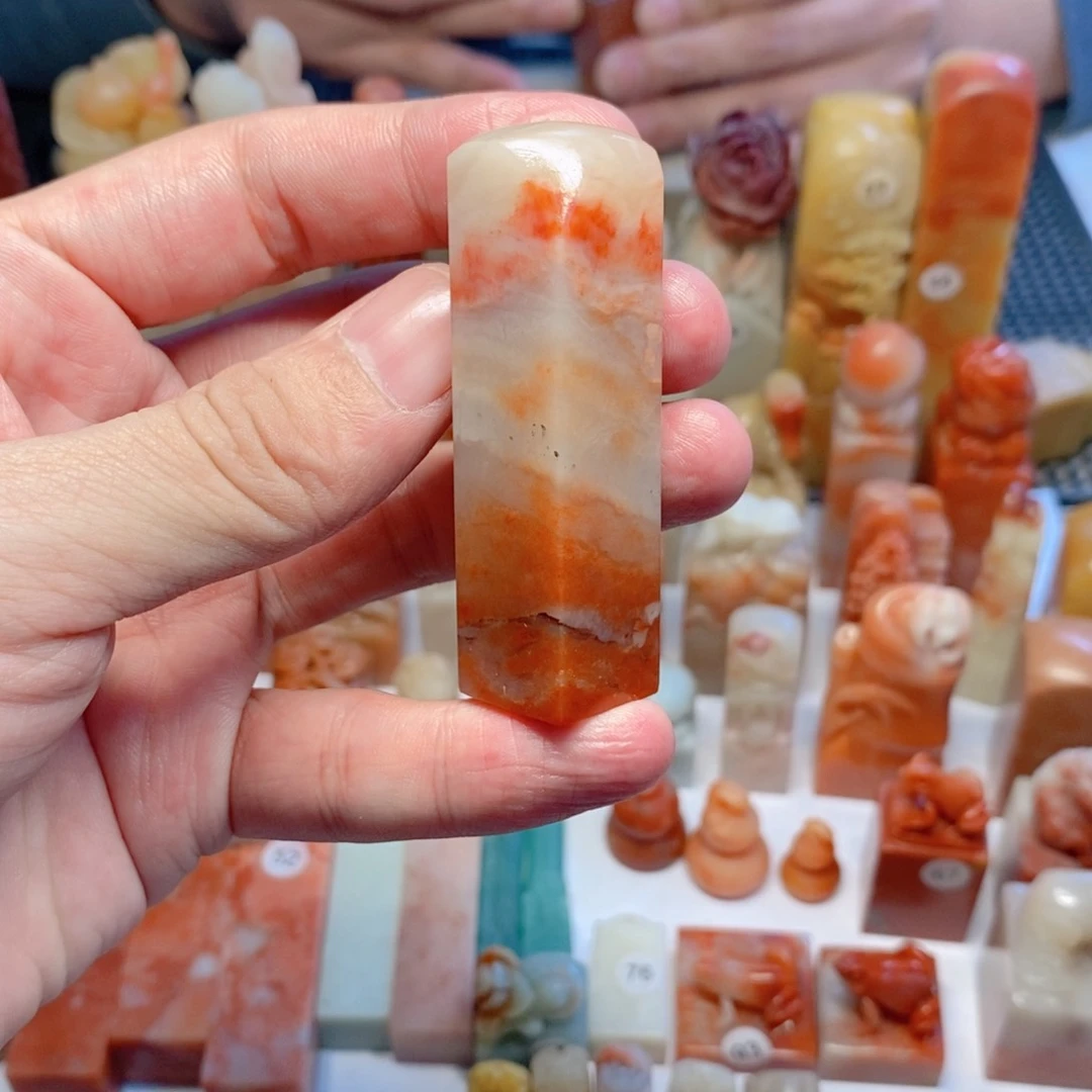 寿山石印石高山水洞石1.6*1.6包刻字