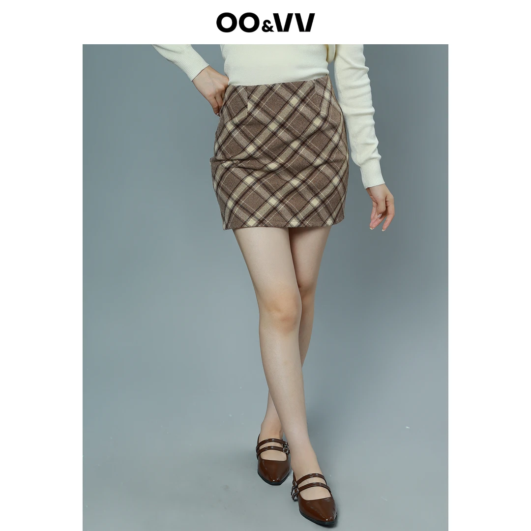 OO&VV【格格千金】格子毛呢a字半身裙女2024冬包臀显高显瘦修身新