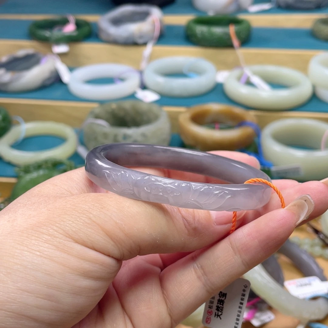 和田玉手镯（贵妃镯）未镶嵌76