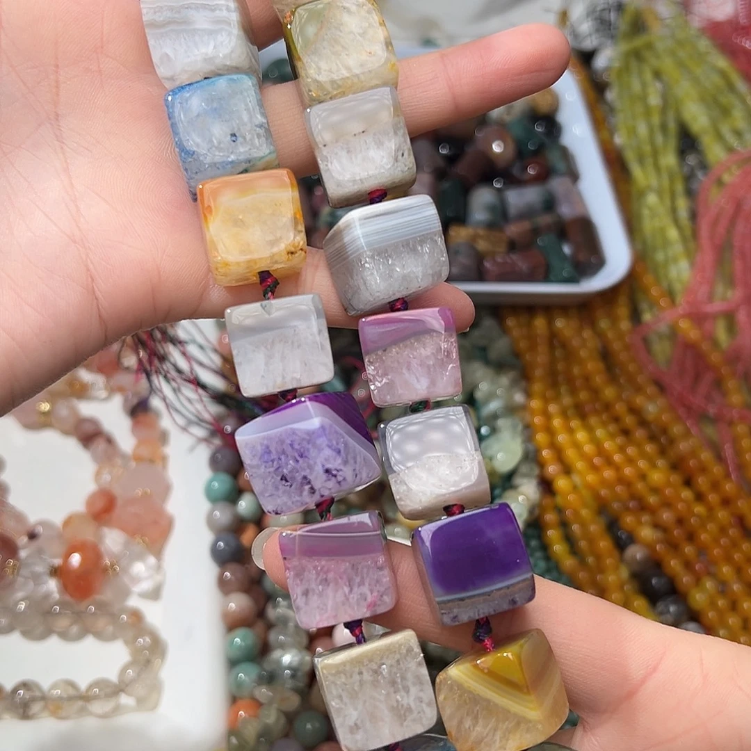 玛瑙/玉髓合金珠宝半成品G571。福利17mm天然水晶玛瑙共生方糖一条