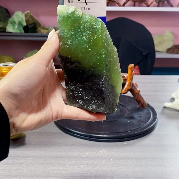 蛇纹石玉未镶嵌岫玉原石