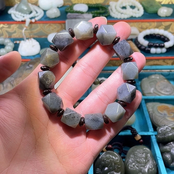 手链未镶嵌和田玉