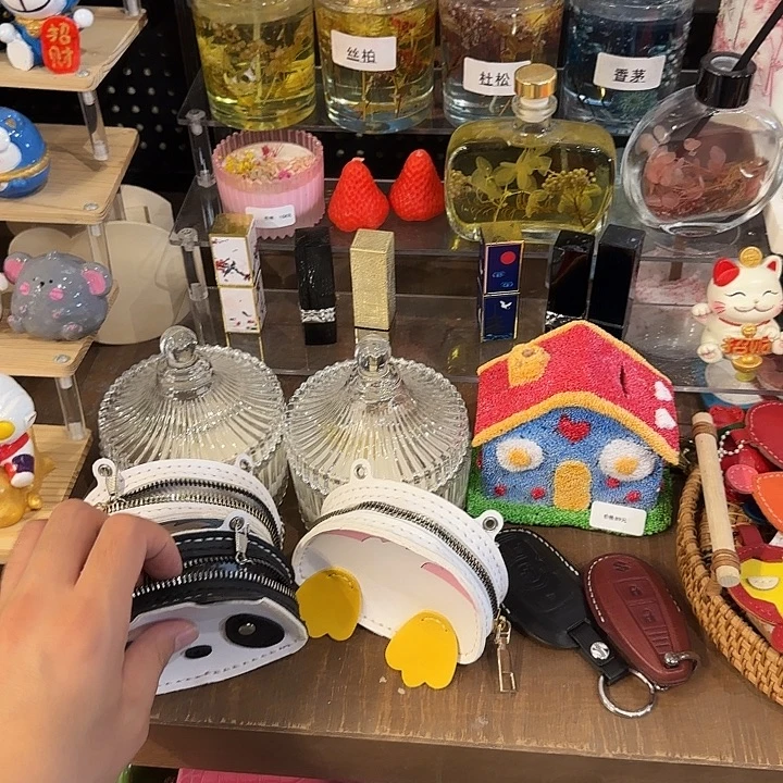 ゞ***a犏牛皮（革）手工包包