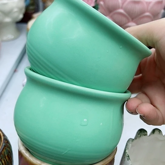 多肉绿植陶瓷花盆9.9包邮，有孔