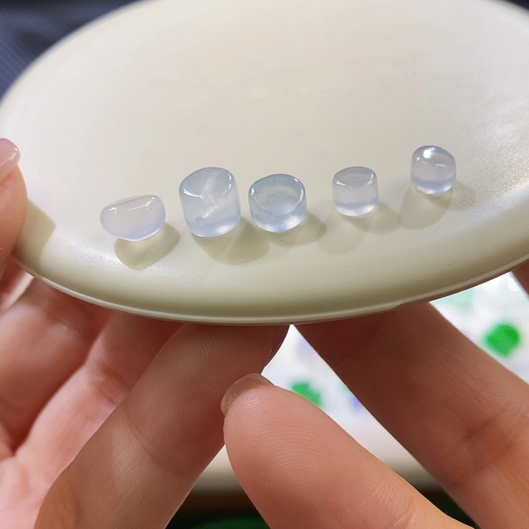 翡翠挂件未镶嵌1