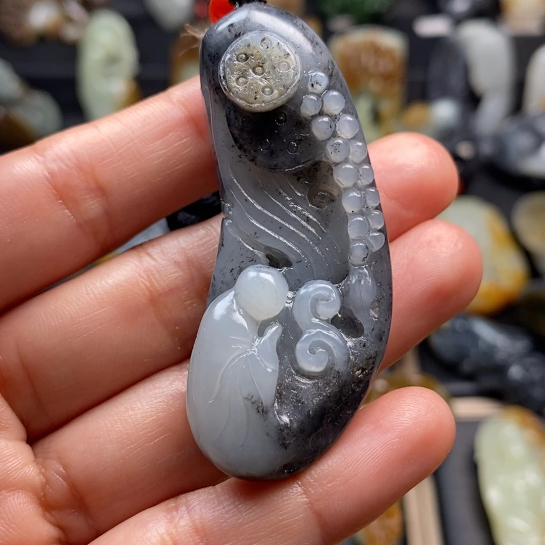 和田玉挂件未镶嵌