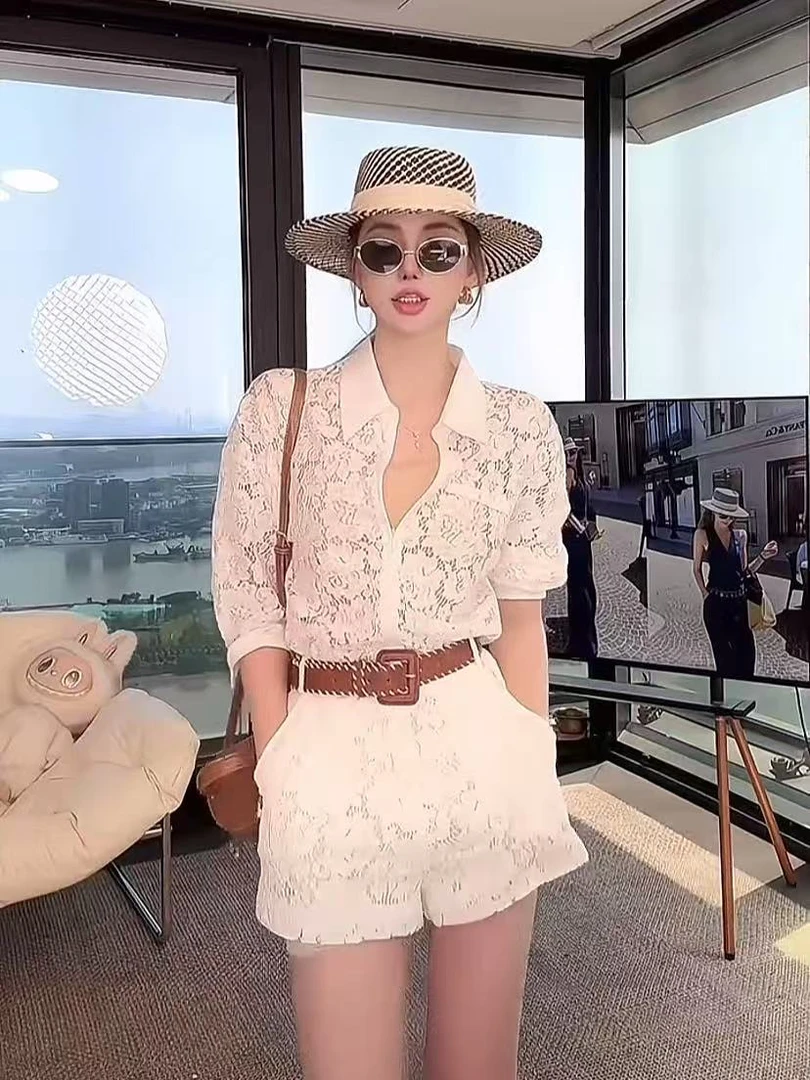 【摩登蕾丝连体裤】夏季小香风白色镂空法式连体裤LWJ25B2K1760