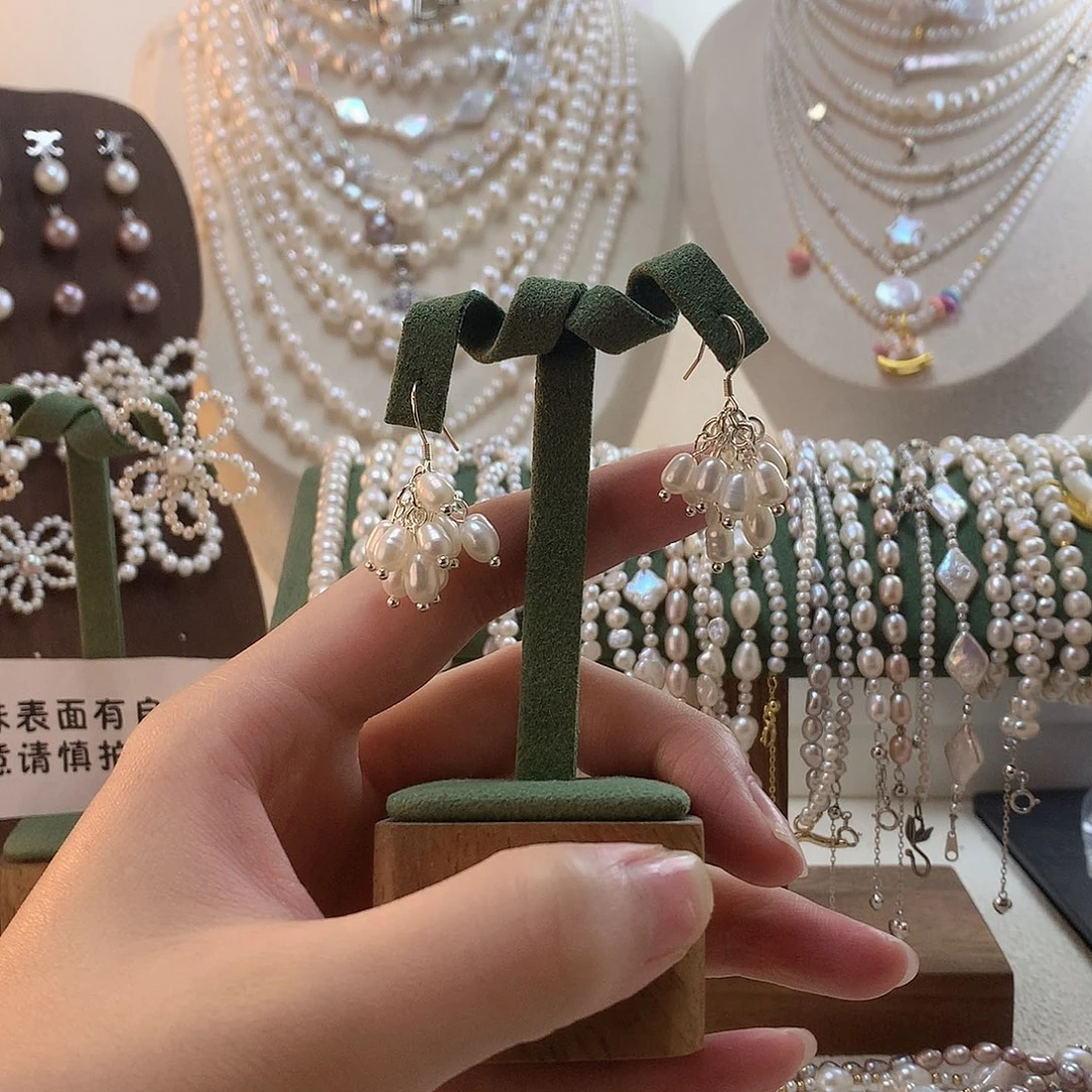 淡水珍珠银S925镶嵌耳饰