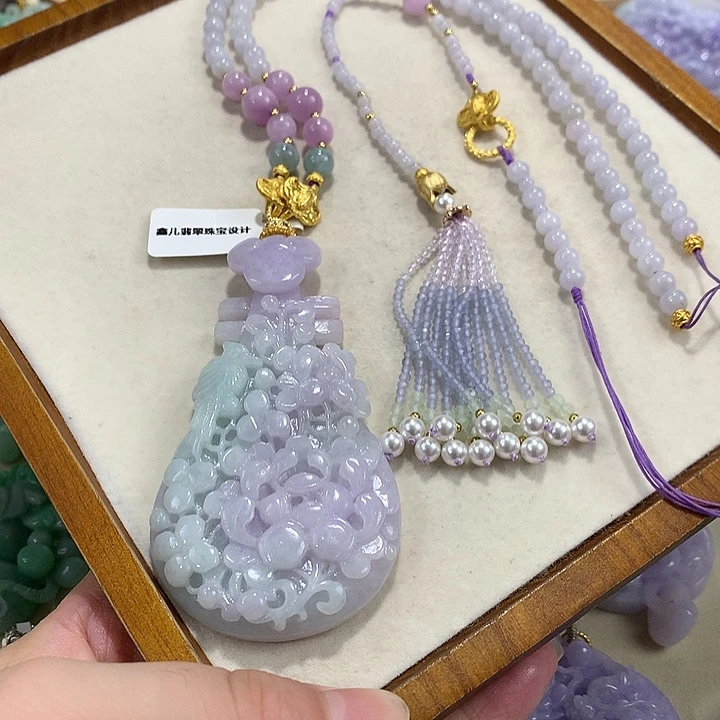 翡翠未镶嵌颈饰翡翠吊坠