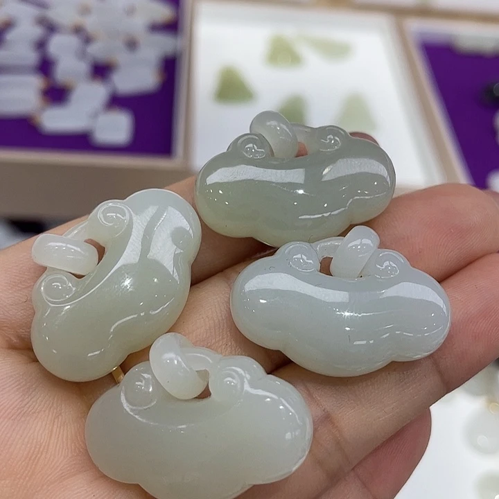 和田玉未镶嵌颈饰颜色多样性发货拍一发一