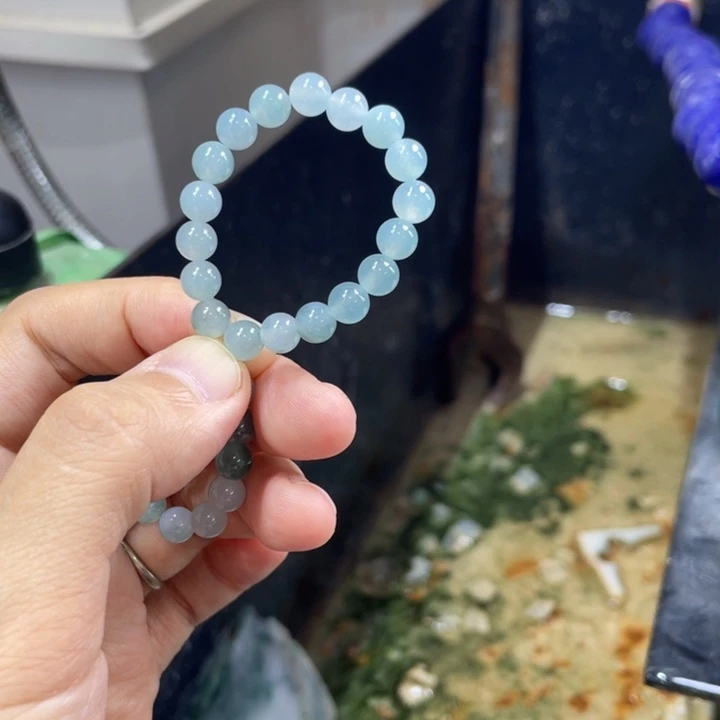 天***子定制翡翠未镶嵌边角料