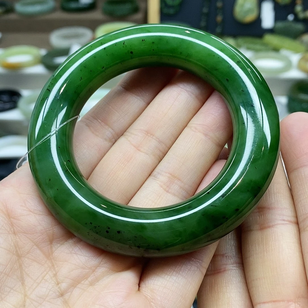 【闪购商品】未镶嵌手镯和田玉（碧玉）