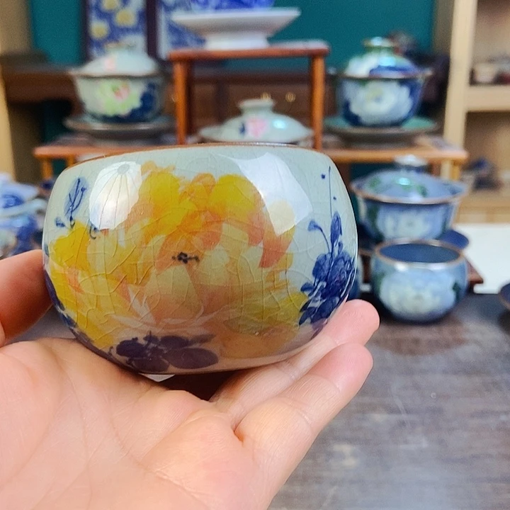 瓷片手工制作工艺精湛等