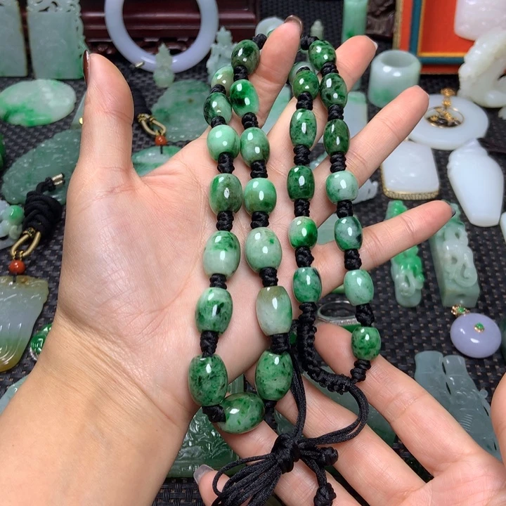 佐***罗翡翠未镶嵌挂件清