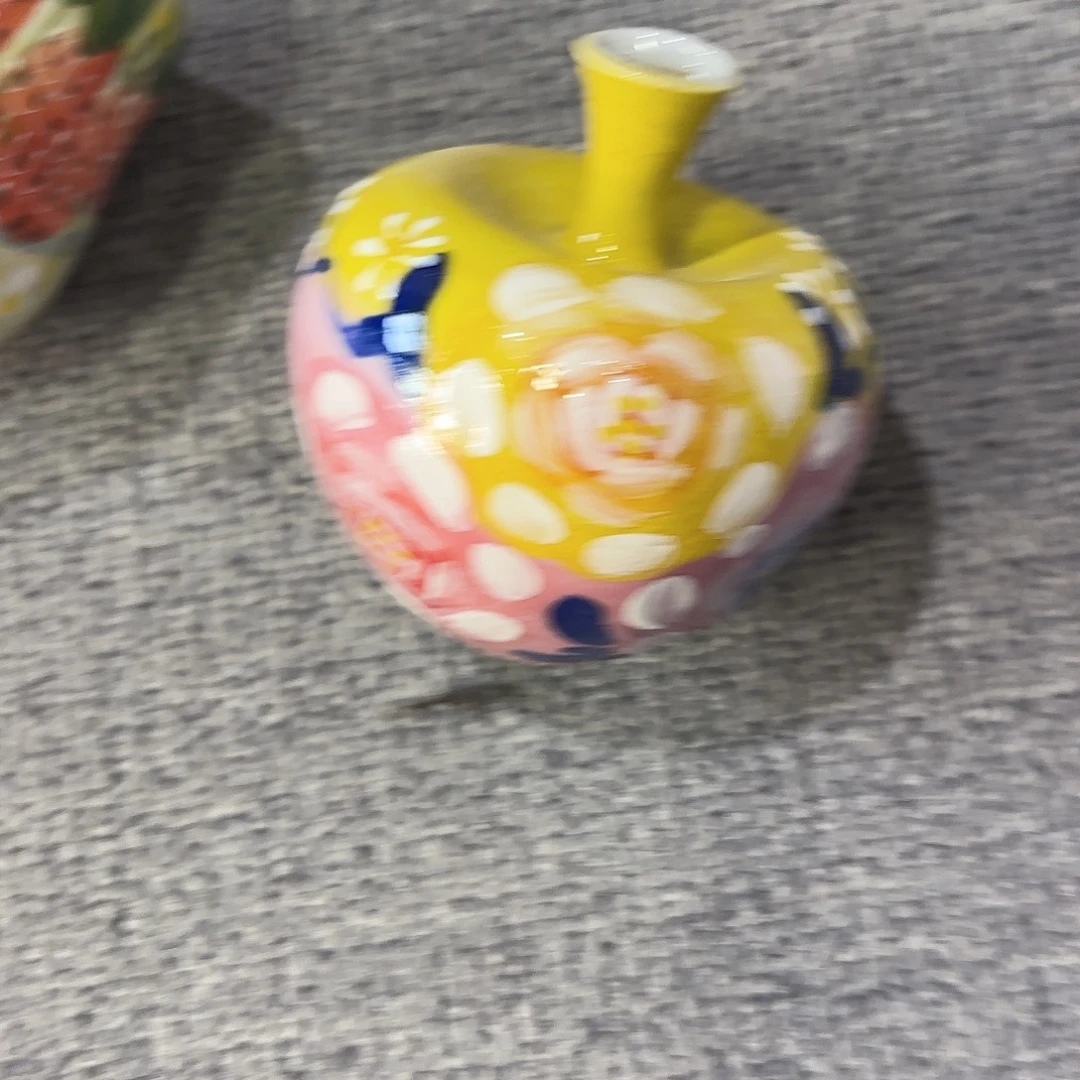 瓷片C****C兔兔盖茨。兔兔